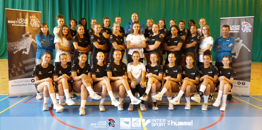 Photos officielles avec staff Photos officielles avec staff